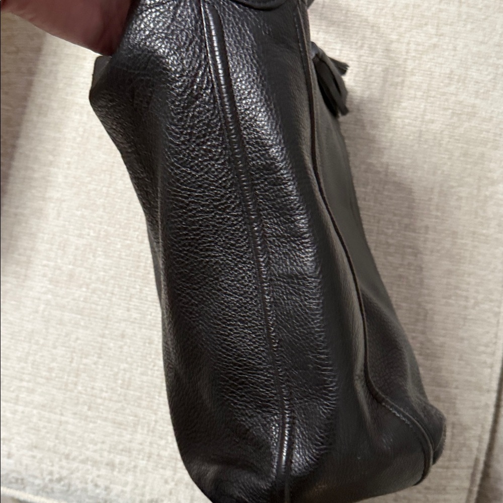 Authentic Coach Avery Hobo Bag - Picture 7 of 11